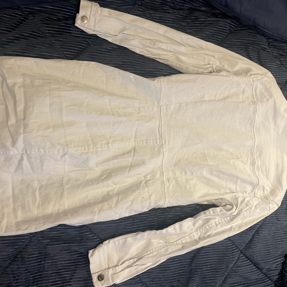 Dress - Picture 3 of 3